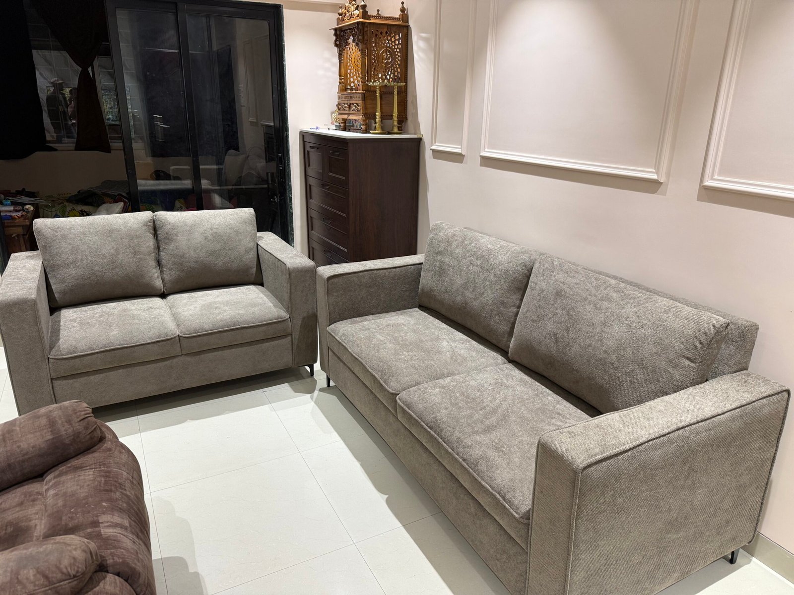 Contemporary grey sofa set